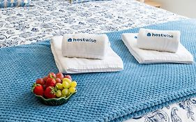 Host Wise - Comfy Sunny Flat - Prime Location