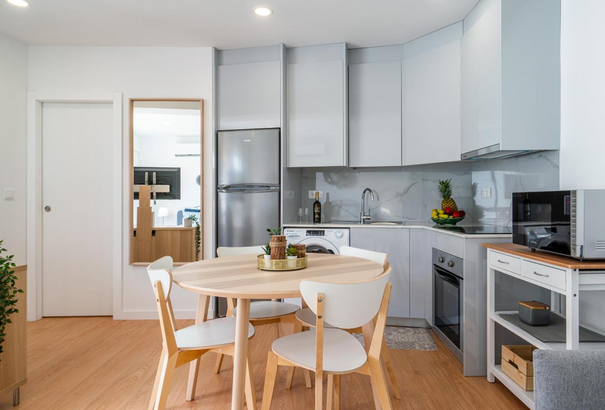 Appartement Host Wise - Comfy Sunny Flat - Prime Location à OOporto Chambre photo